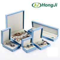 Manufacturer of Beautiful Design Jewelry Gift Box Set Package